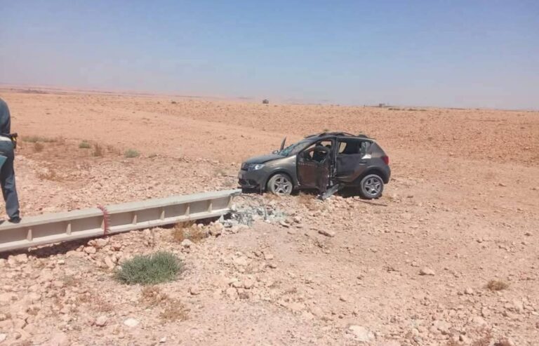 اصطدام سيارة بعمود كهربائي بجماعة أهديل