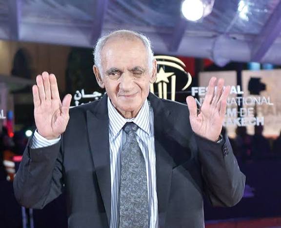“عبد الرؤوف”.. عميد الفكاهيين الذي دخل السجن مقاوما وغادره كوميديا