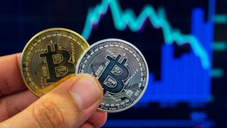 بيتكوين تسجل رقما قياسيا جديدا متجاوزة 125 ألف دولار