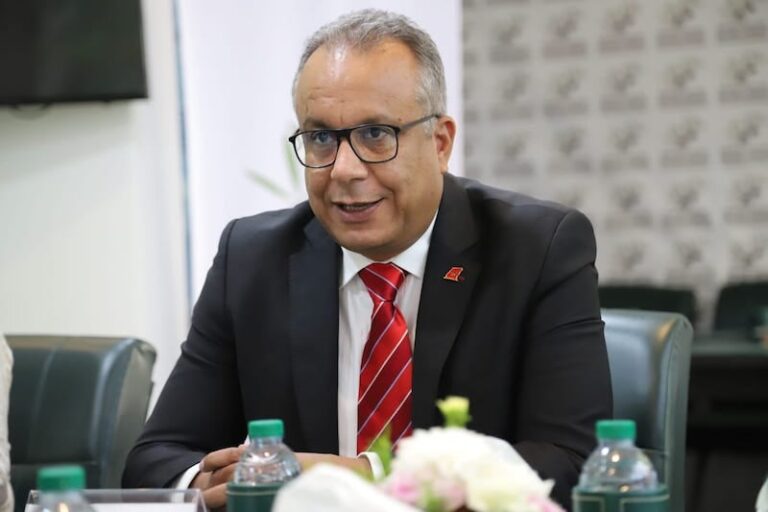 المغرب.. أمين عام “جبهة القوى الديمقراطية” يقترح تدريس “الدفاع الوطني” في المناهج التعليمية